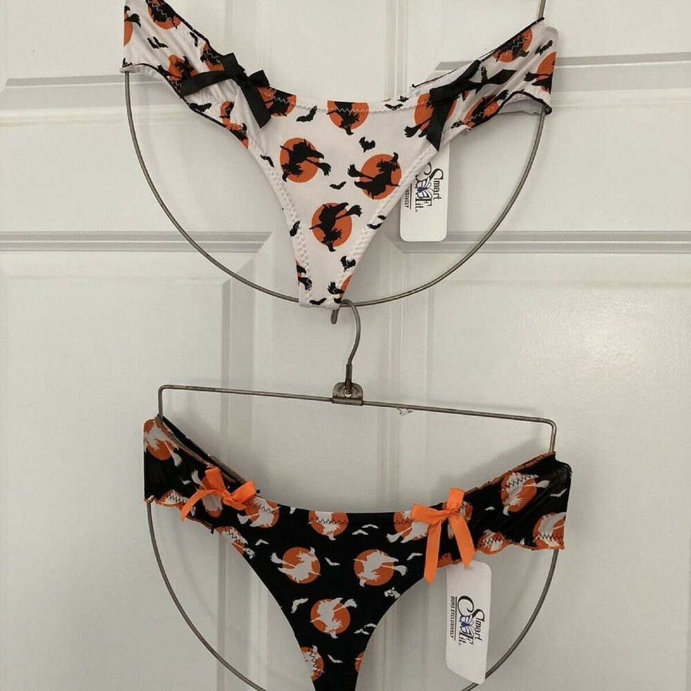 Halloween Thongs Bats & Witches & Bows Small, M ,L Women, Ladies Panties NWT